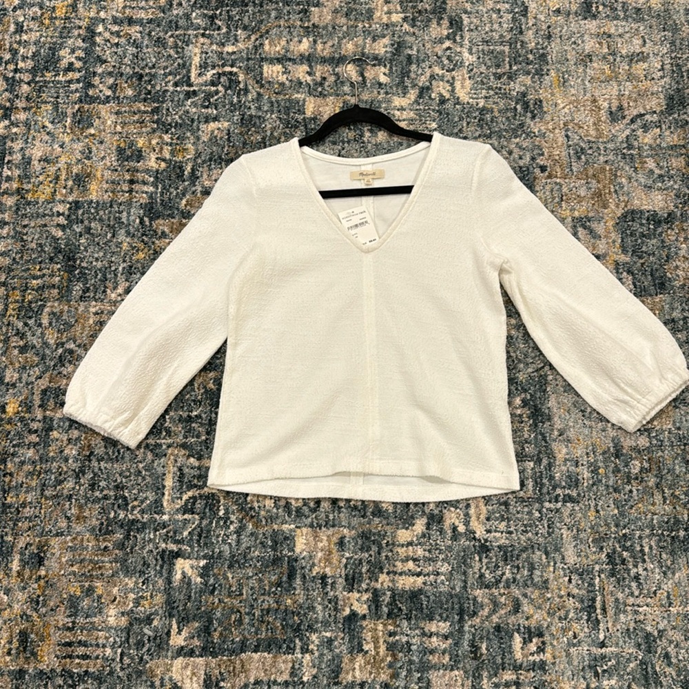 Madewell white V-neck blouse tags on never worn size XS